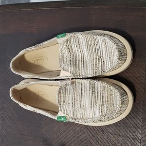 Sanuk slip on, size 7, white, tan and brown stitching